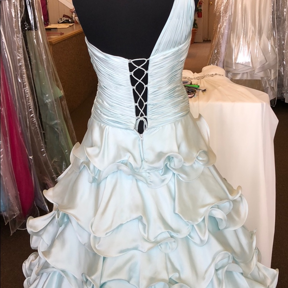 🧚♀️Mac Duggal Ball Gown 🧚♀️ - Picture 8 of 8